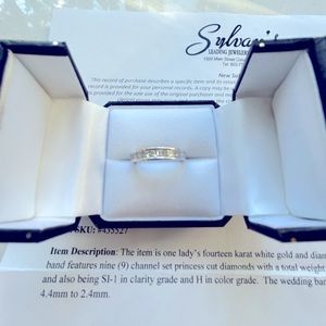 Princess cut diamond band